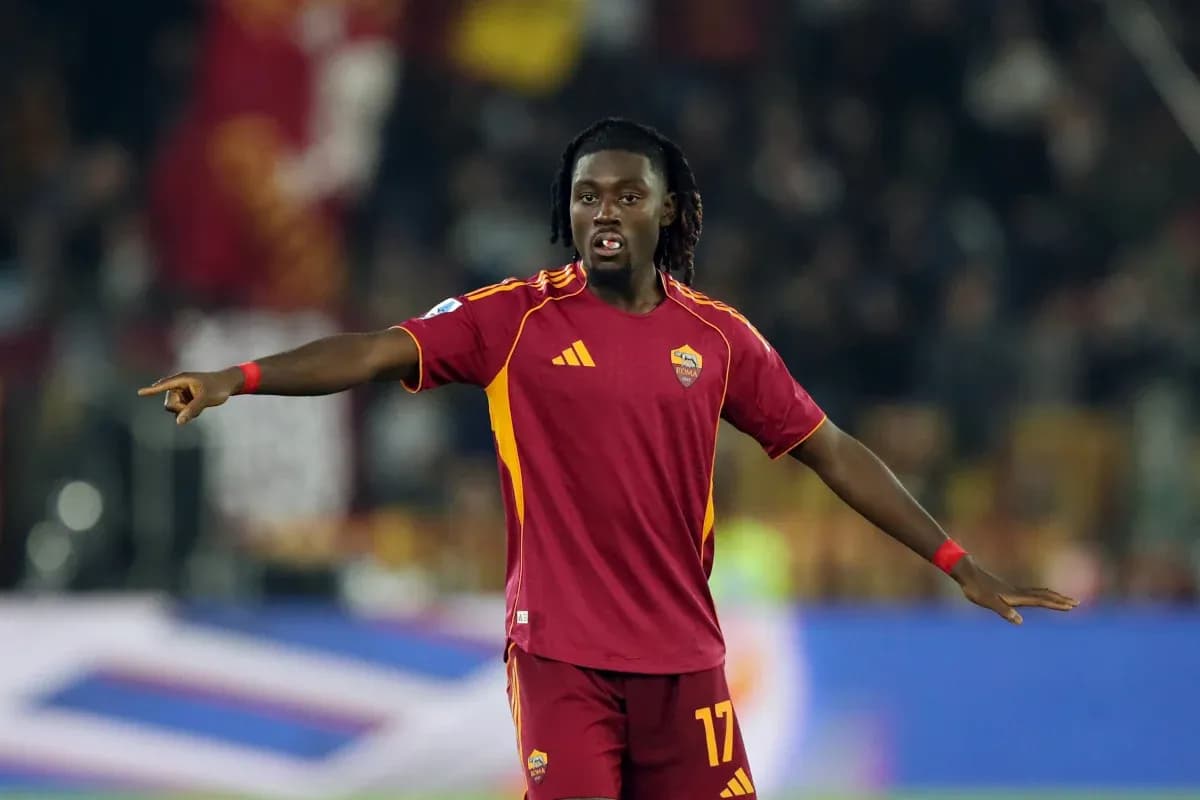 Player gesturing during a Roma match Player gesturing during a Roma match