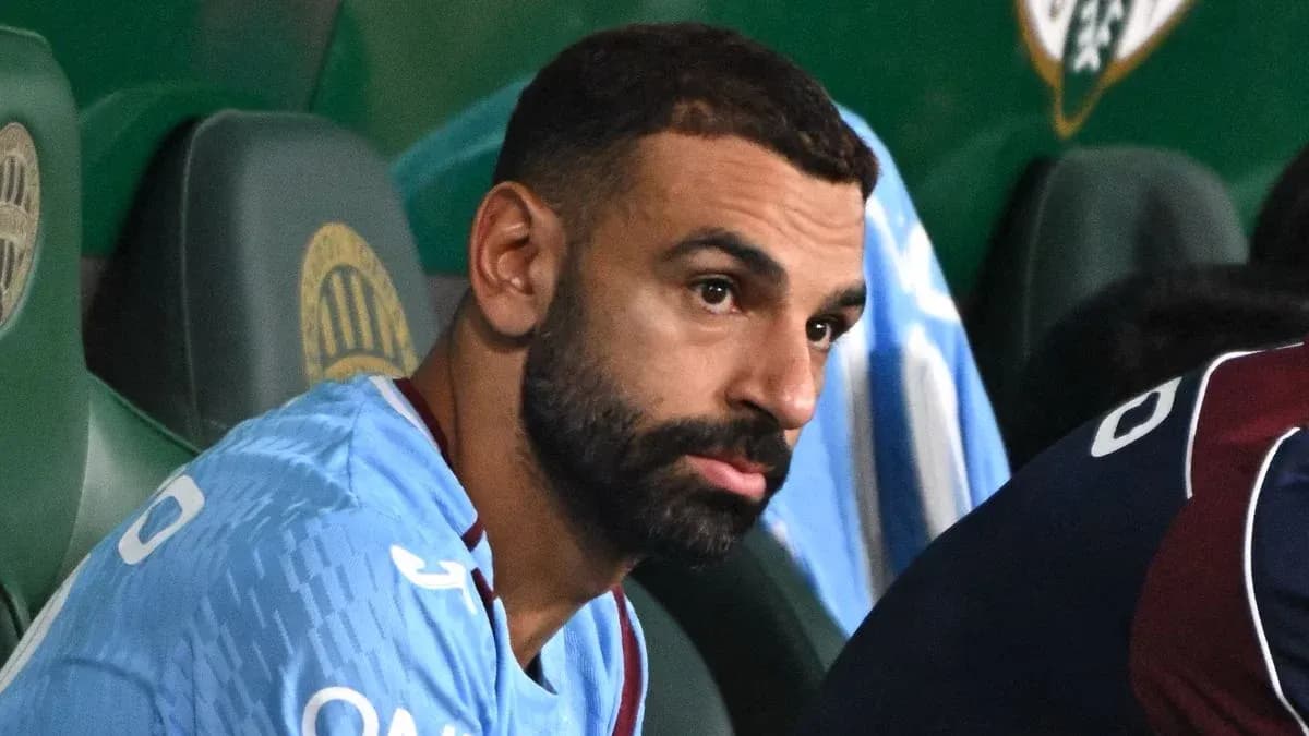 Player sitting on bench during match Player sitting on bench during match