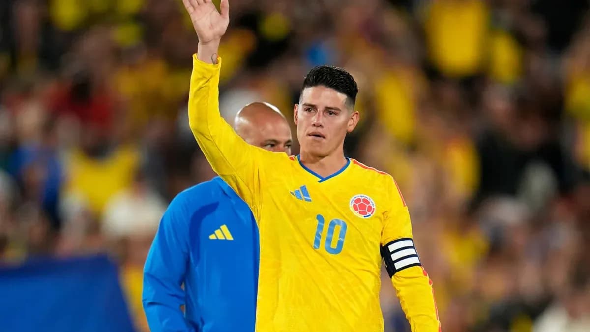 Player in yellow jersey waving during match Player in yellow jersey waving during match