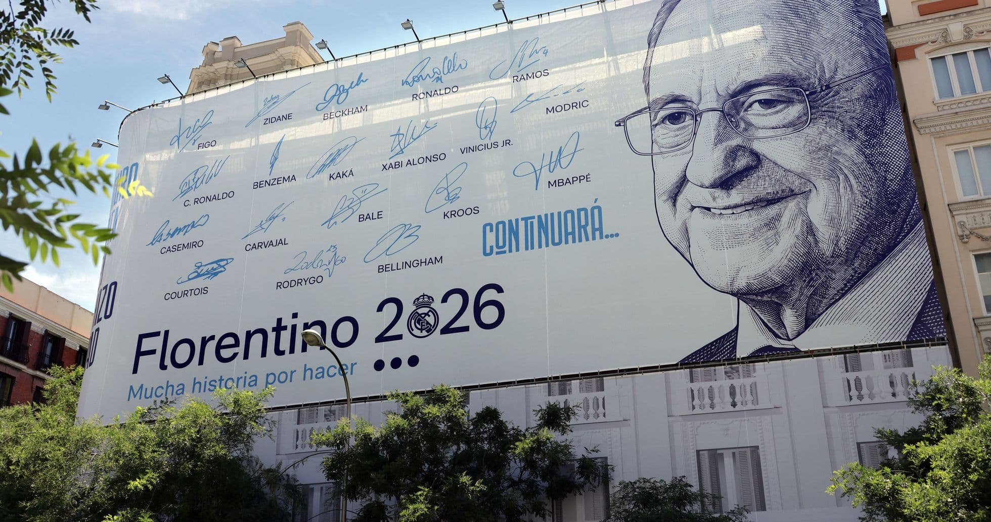 Mural of Florentino Pérez with player signatures Mural of Florentino Pérez with player signatures