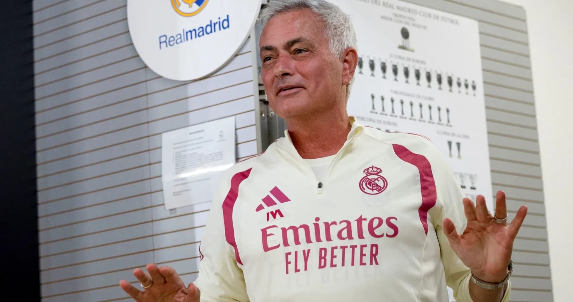 Coach speaking in Real Madrid training facility Coach speaking in Real Madrid training facility
