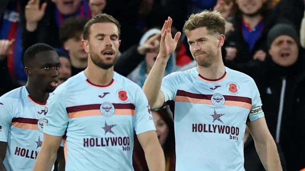Players celebrating a goal during the match Players celebrating a goal during the match