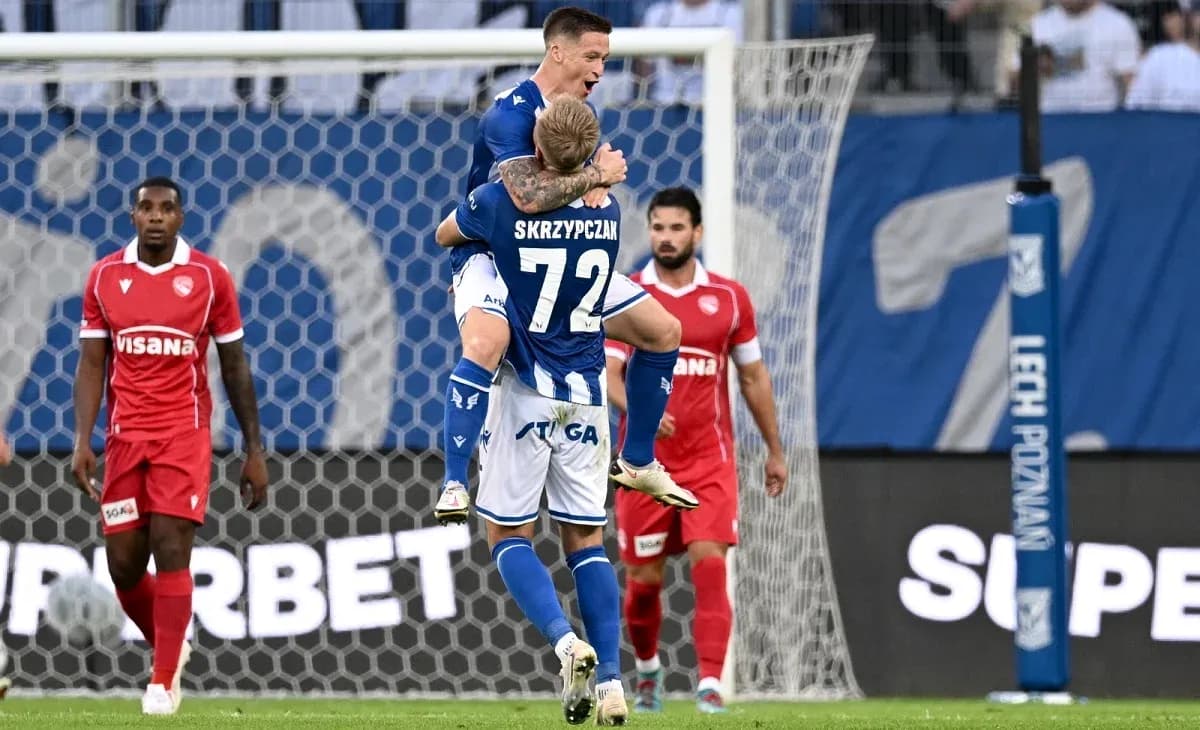 Lech Poznan players celebrating a goal Lech Poznan players celebrating a goal