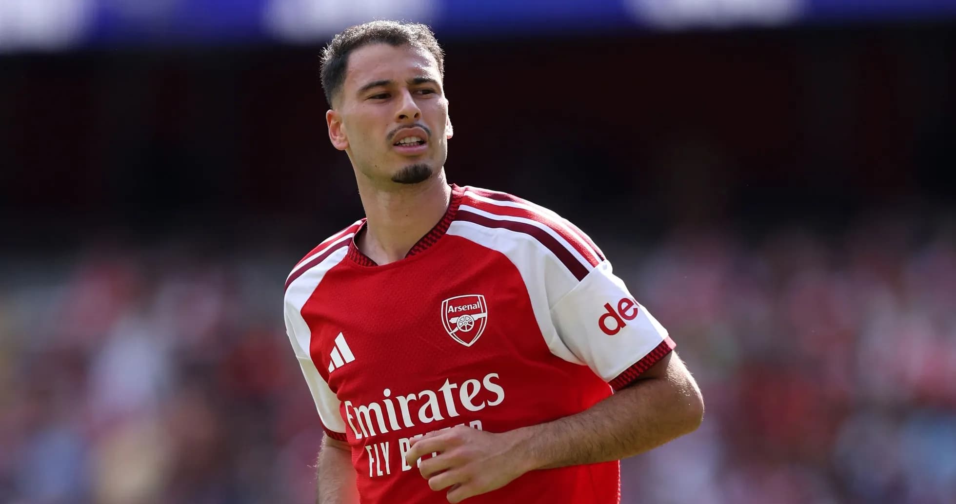 Player in Arsenal jersey during match warm-up Player in Arsenal jersey during match warm-up