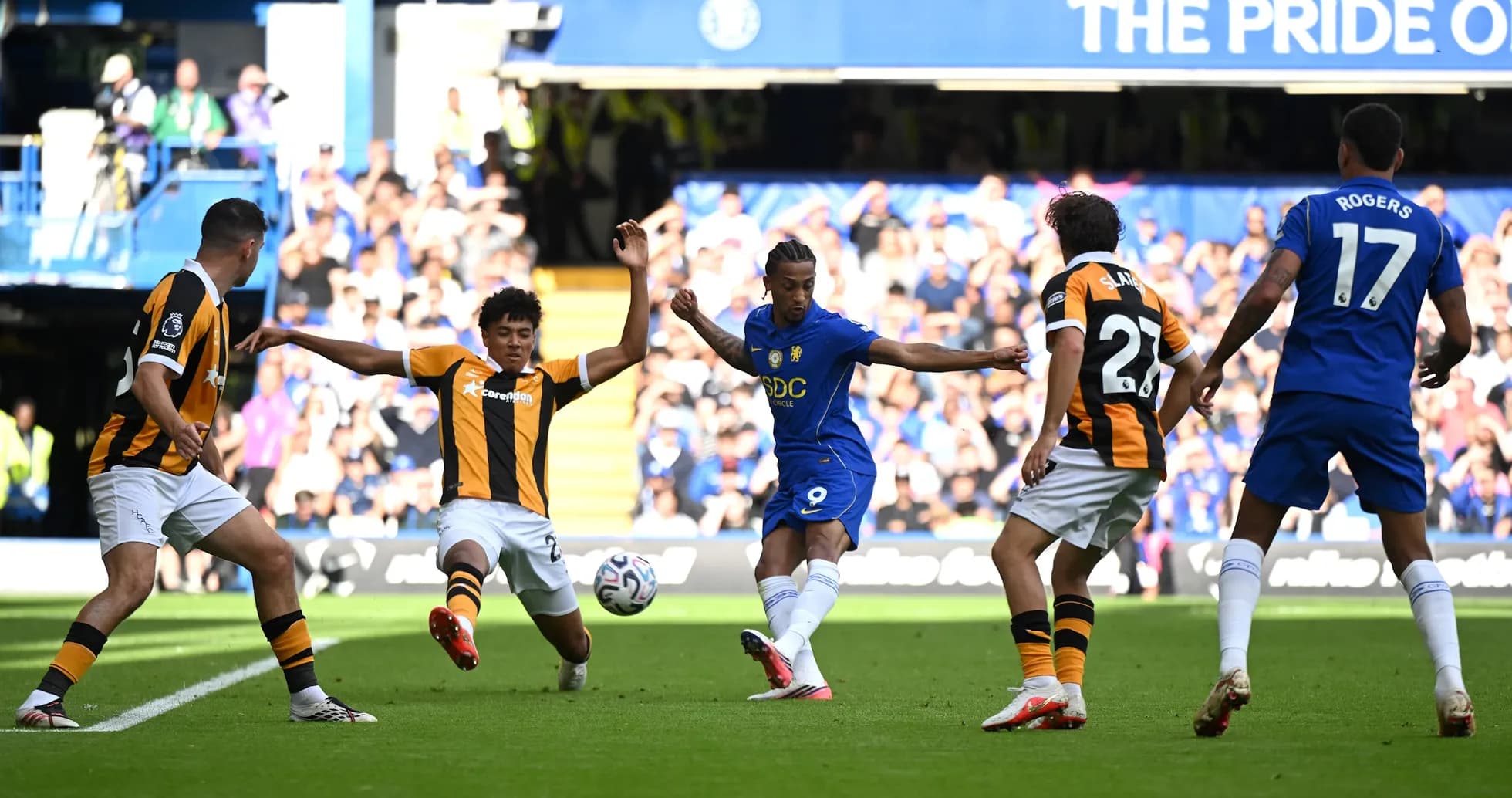 Chelsea player shooting during match against Hull City Chelsea player shooting during match against Hull City