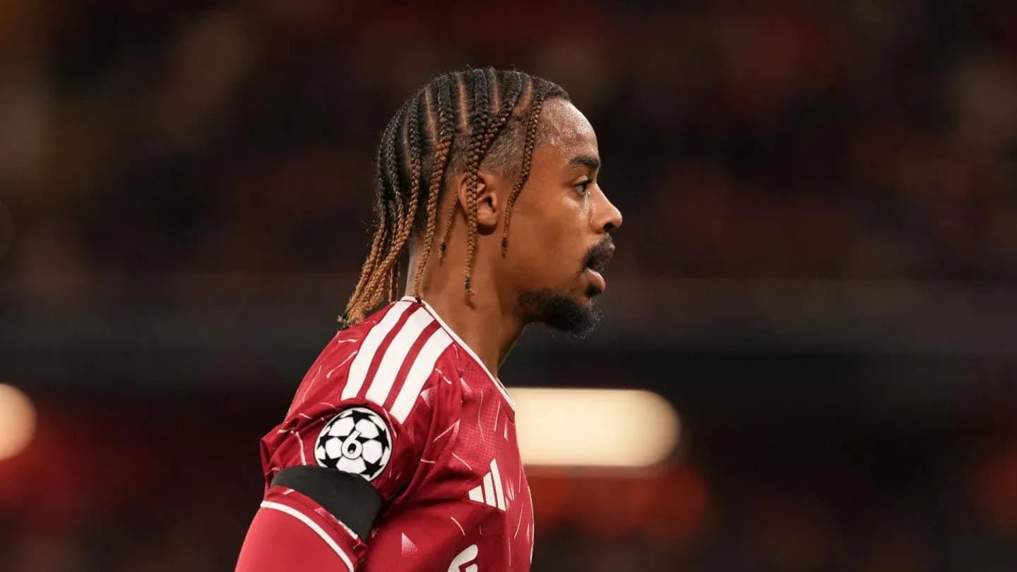 Player wearing red jersey during match action Player wearing red jersey during match action