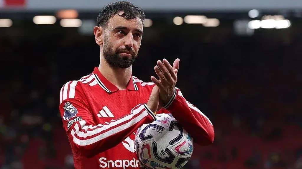 Bruno Fernandes applauding fans at Old Trafford Bruno Fernandes applauding fans at Old Trafford