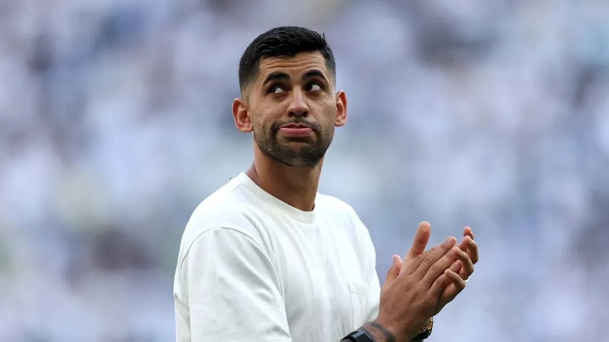 Player applauding during match warm-up on field Player applauding during match warm-up on field