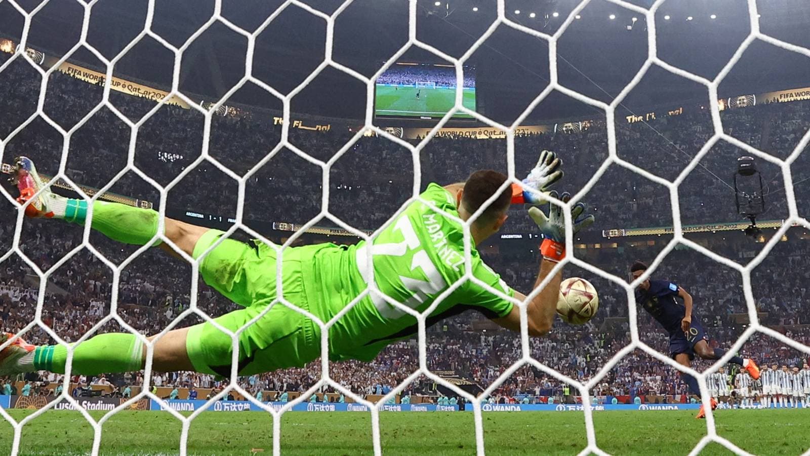 Winning Penalty Shootouts: Strategies, Preparation, and Common Misconceptions Winning Penalty Shootouts: Strategies, Preparation, and Common Misconceptions