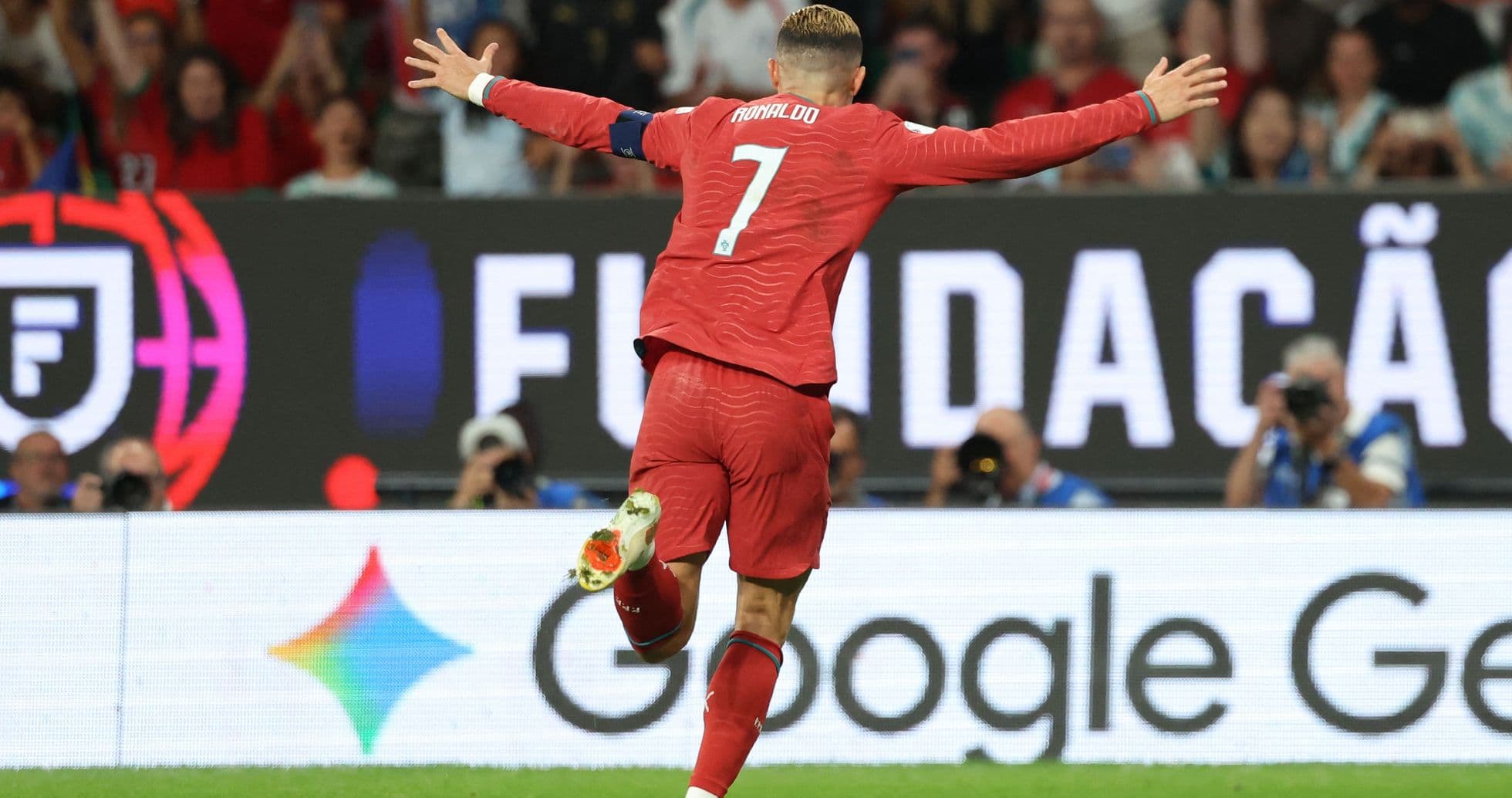 Joao Felix Secures Portugal's Narrow Nations League Win as Ronaldo's Goal is Ruled Out Joao Felix Secures Portugal's Narrow Nations League Win as Ronaldo's Goal is Ruled Out