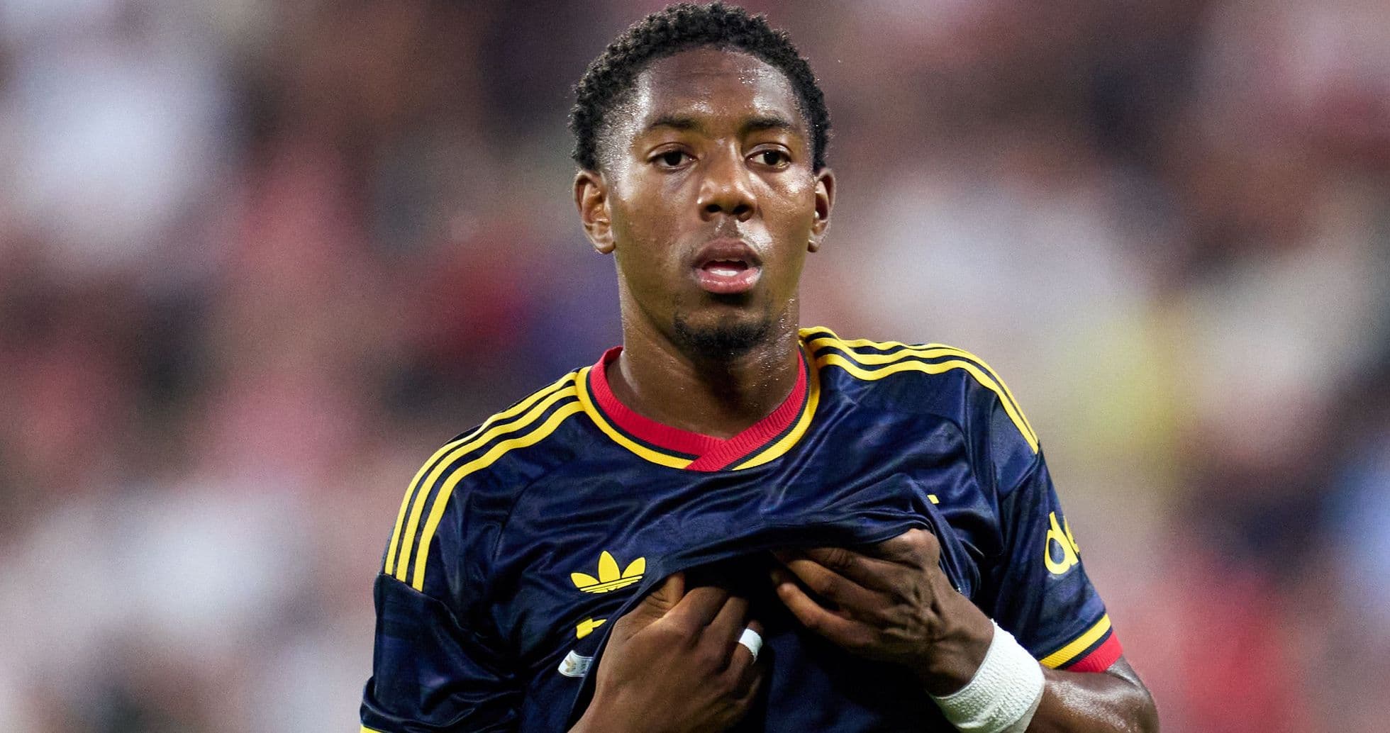 Liverpool Advised to Intervene in Arsenal's Offer of Myles Lewis-Skelly to Man Utd and Chelsea Liverpool Advised to Intervene in Arsenal's Offer of Myles Lewis-Skelly to Man Utd and Chelsea