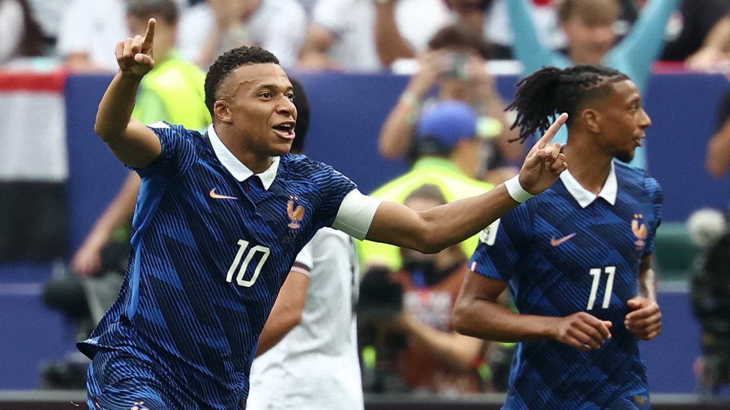 France Powers Past Iraq as Mbappé Nears World Cup Scoring Record France Powers Past Iraq as Mbappé Nears World Cup Scoring Record