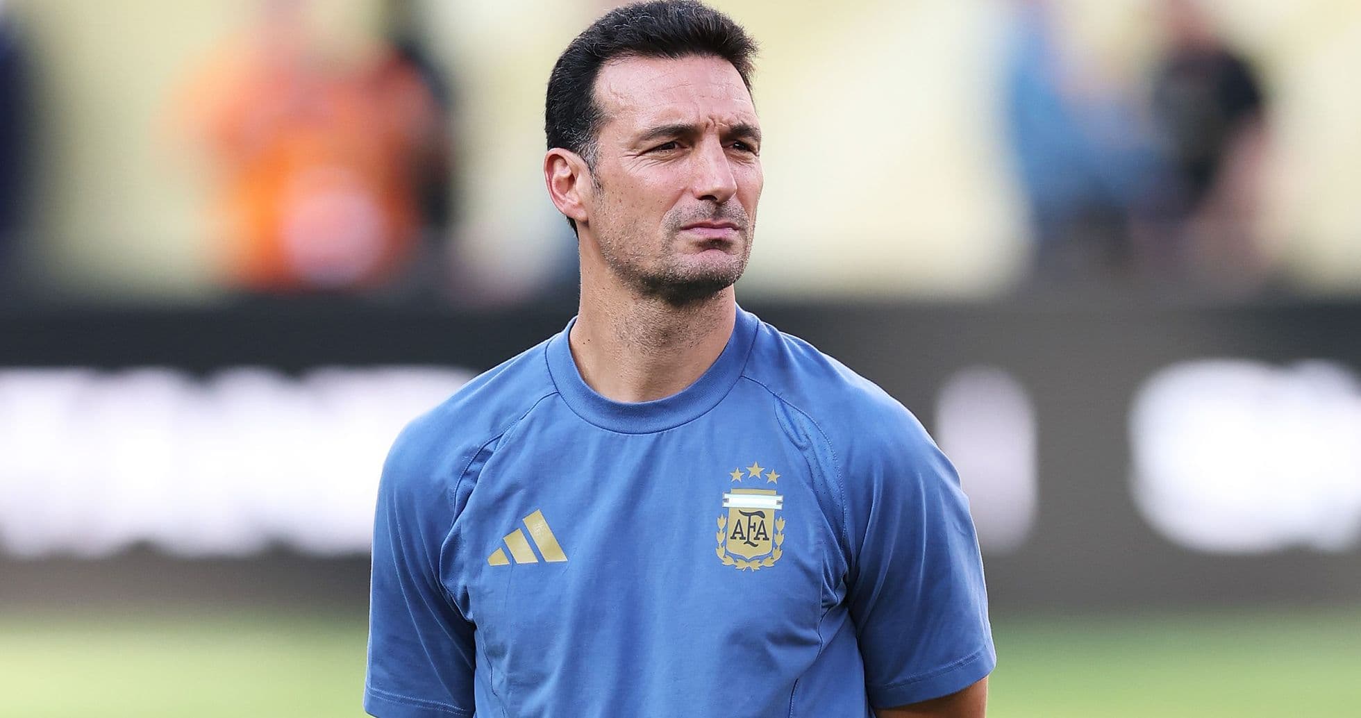 Argentina Players Urge Lionel Scaloni to Extend Contract as Messi’s Farewell Approaches Argentina Players Urge Lionel Scaloni to Extend Contract as Messi’s Farewell Approaches