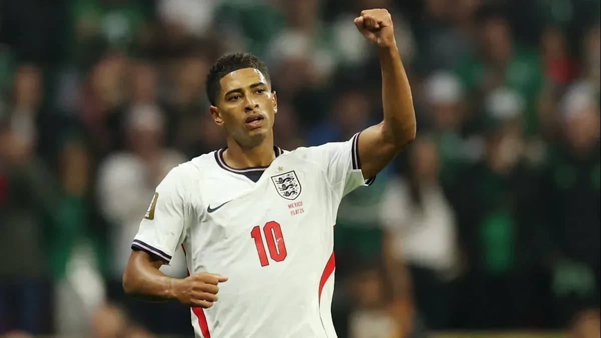 What Does the Number 10 Mean in Soccer? The History Behind the Iconic Position What Does the Number 10 Mean in Soccer? The History Behind the Iconic Position
