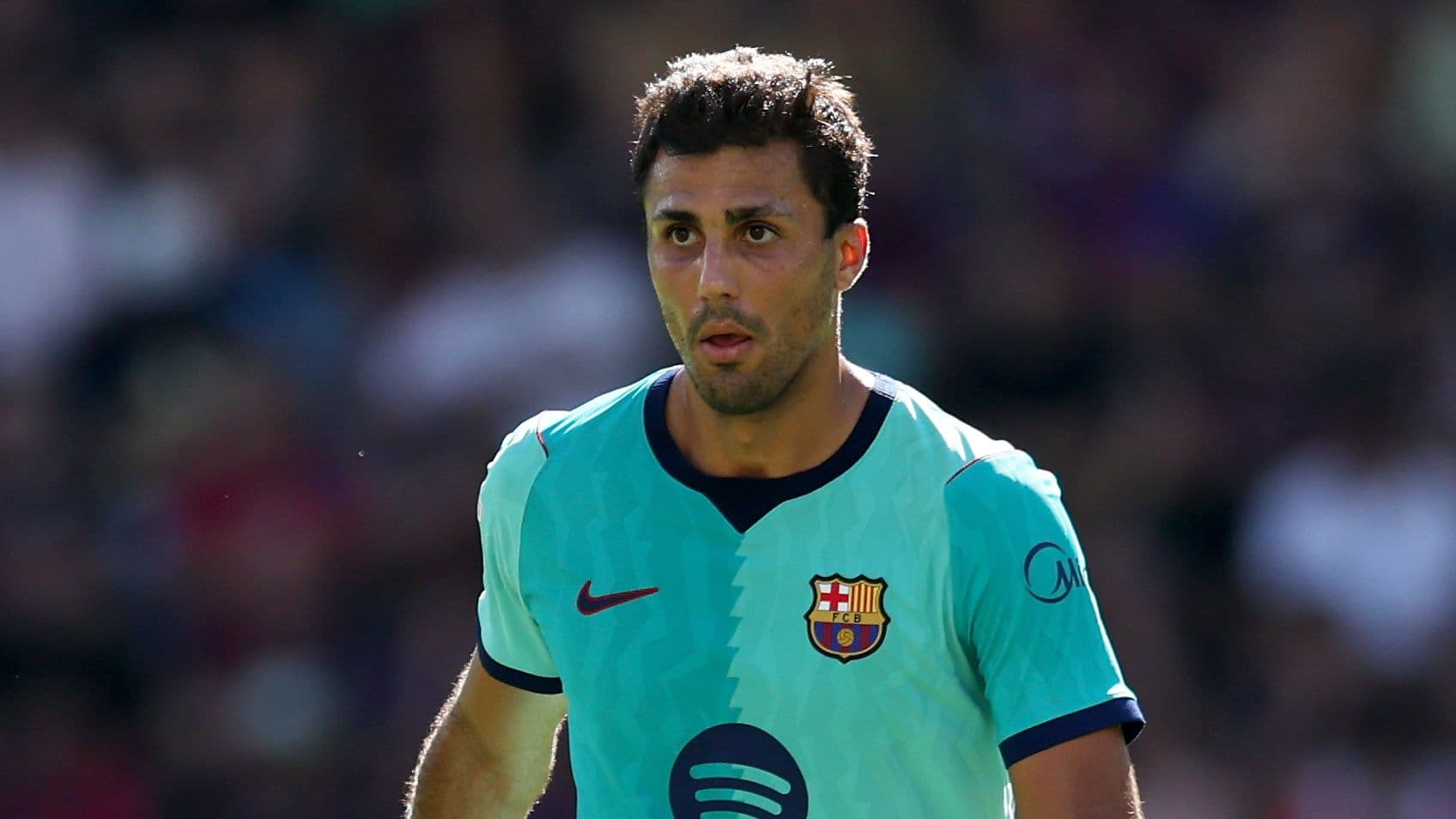 Rodri Opens Up About Rejecting Real Madrid and Phone Call with Mourinho Before Joining Barcelona Rodri Opens Up About Rejecting Real Madrid and Phone Call with Mourinho Before Joining Barcelona